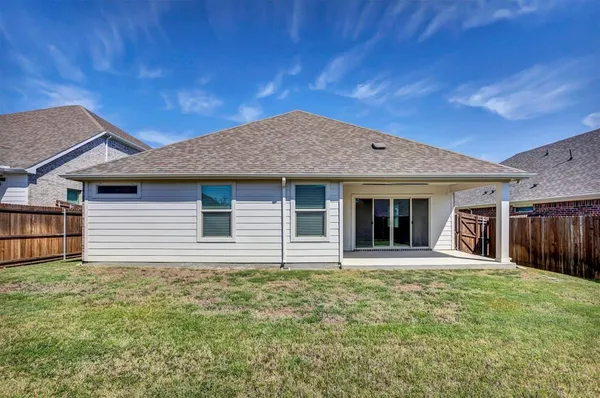 $2,045 | 523 Deer Canyon Way, Princeton, TX 75407