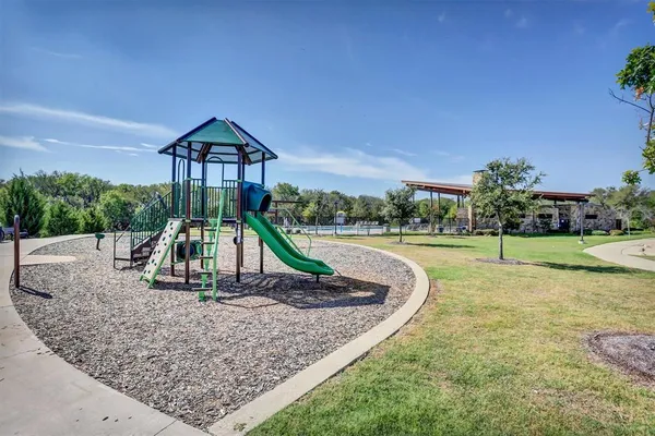 $2,045 | 523 Deer Canyon Way, Princeton, TX 75407