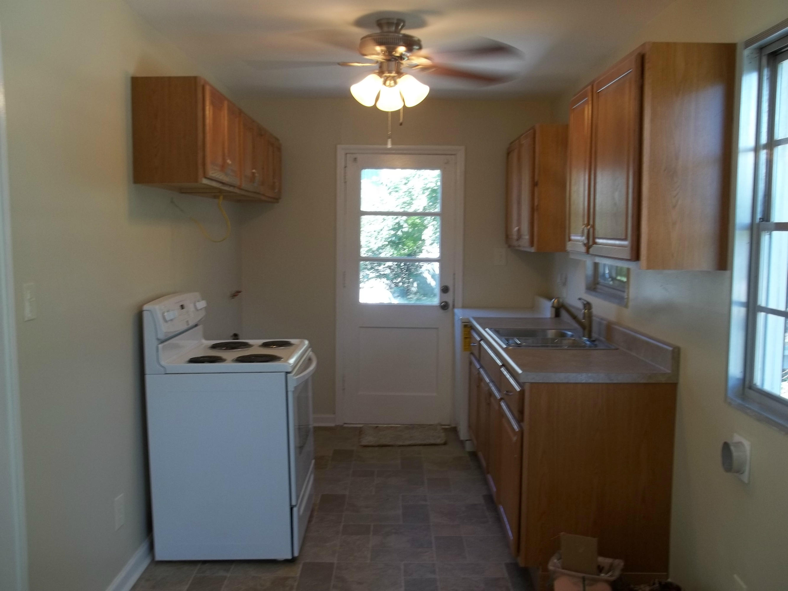 102 West Arrowwood Road Oak Ridge, TN 37830 - Photo 12 of 35 Kitchen