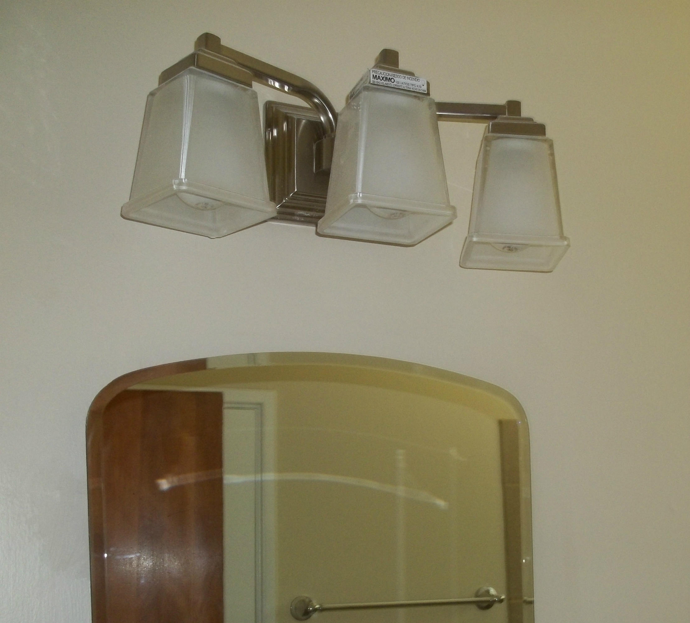 102 West Arrowwood Road Oak Ridge, TN 37830 - Photo 35 of 35 New light fixture in bath