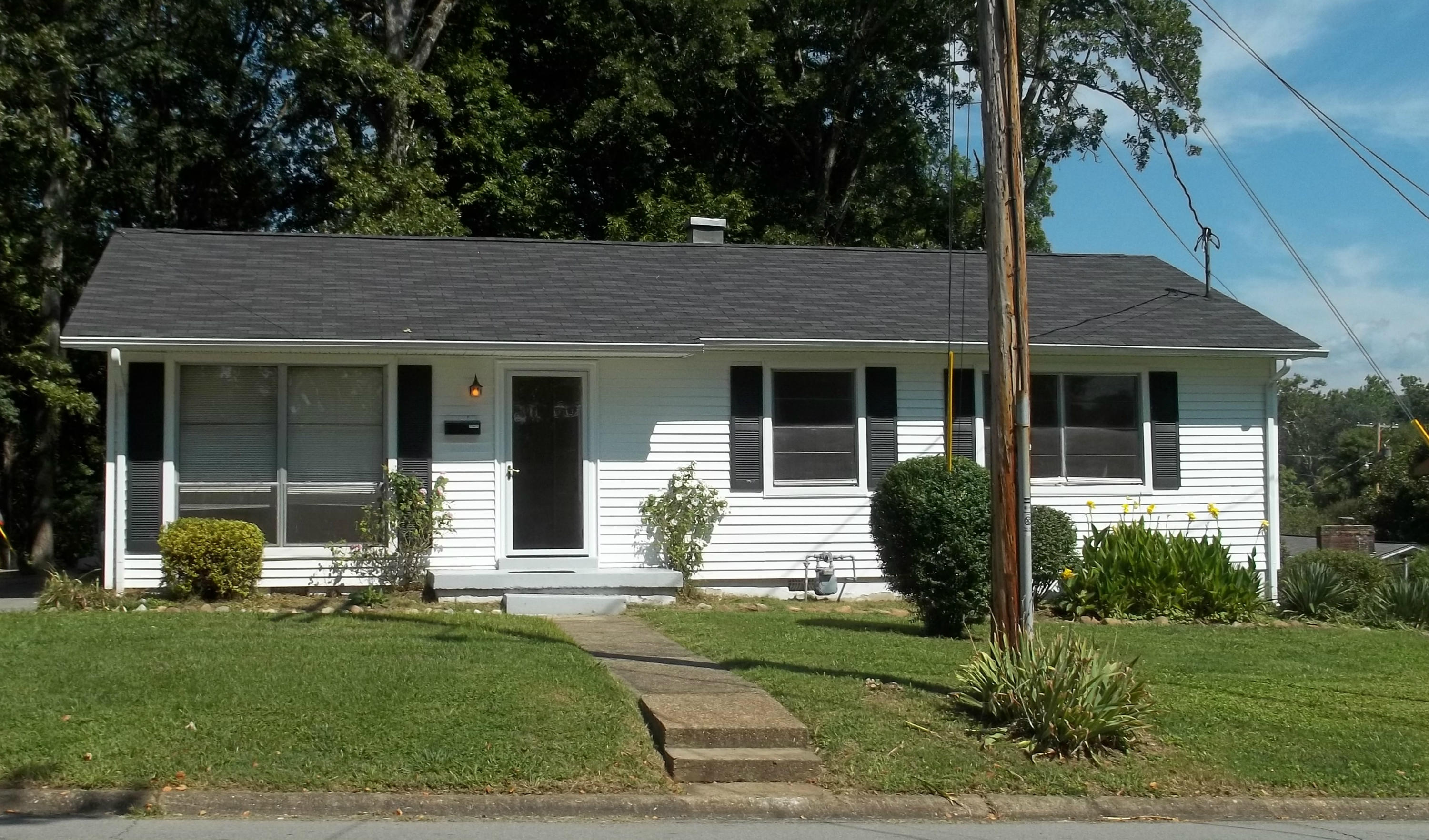 102 West Arrowwood Road Oak Ridge, TN 37830 - Photo 6 of 35 Street View