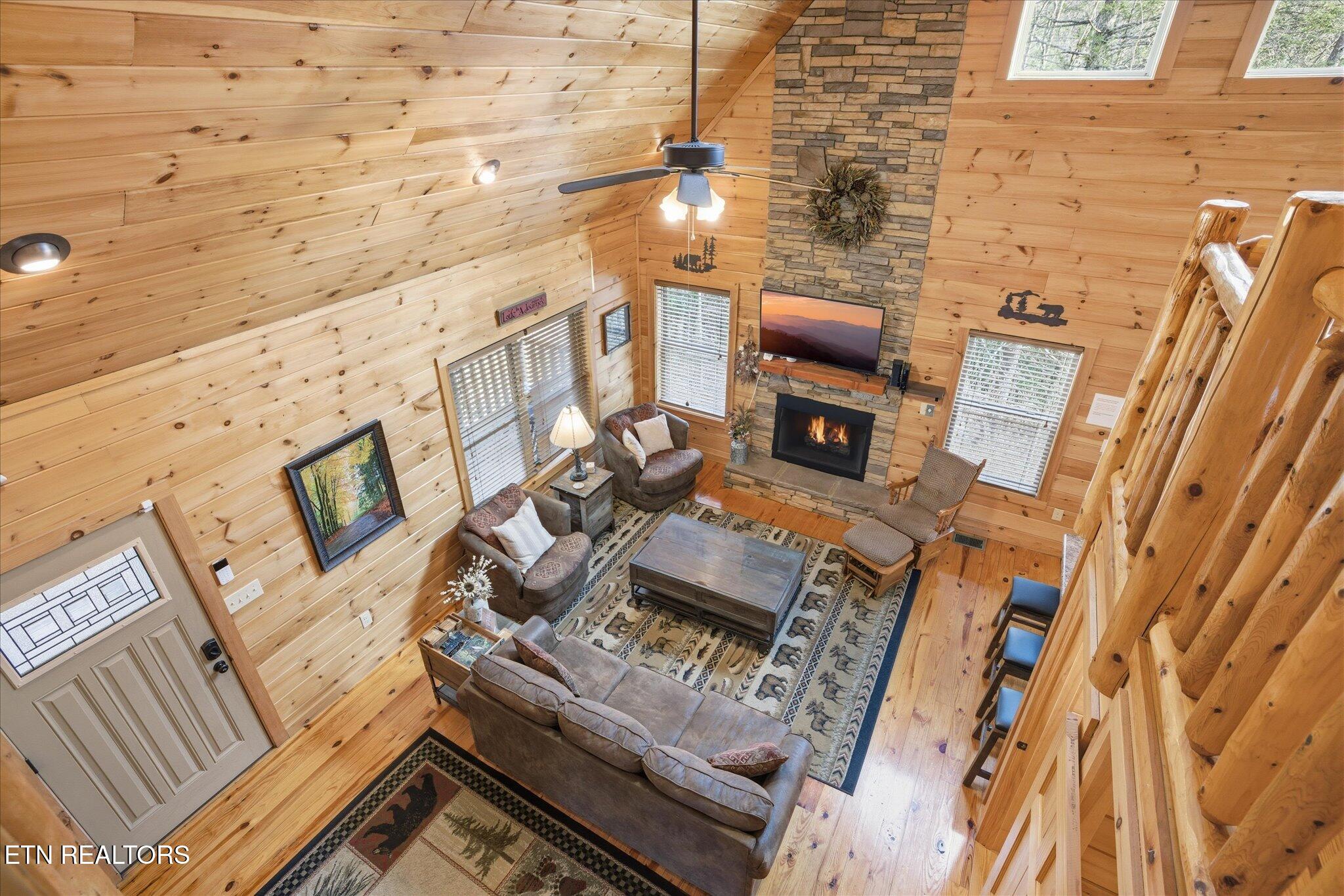 241 Palmer Road Gatlinburg, TN 37738 - Photo 25 of 41 25-IMG_0260_with_fire