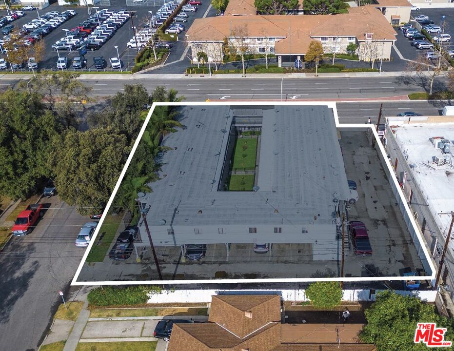 902 17th Street Santa Ana, CA 92701 - Photo 2 of 13 an aerial view of a house