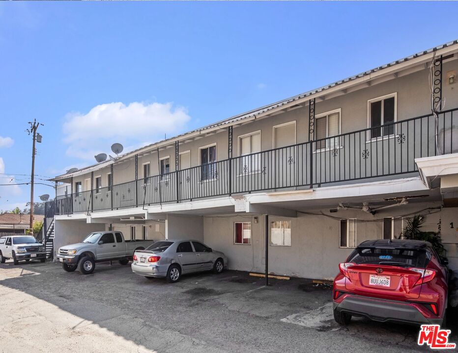 902 17th Street Santa Ana, CA 92701 - Photo 9 of 13 a car parked in front of a house