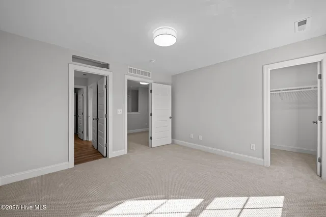 $459,900 | 2022 Brighton Drive, New Bern, NC 28562