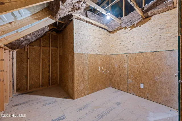 $459,900 | 2022 Brighton Drive, New Bern, NC 28562