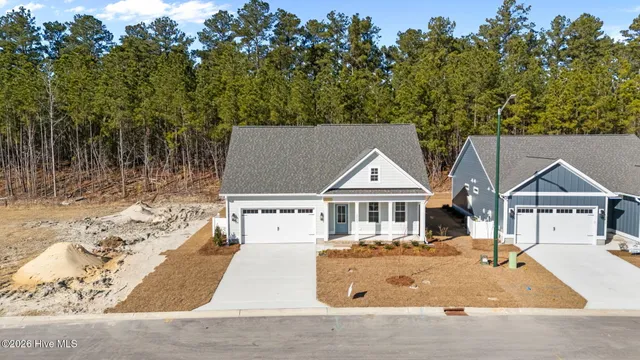 $459,900 | 2022 Brighton Drive, New Bern, NC 28562