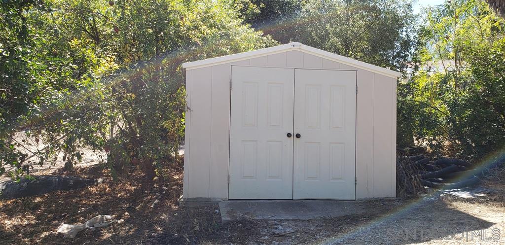 27239 Latigo Road Valley Center, CA 92082 - Photo 12 of 25 Gallery Image 12