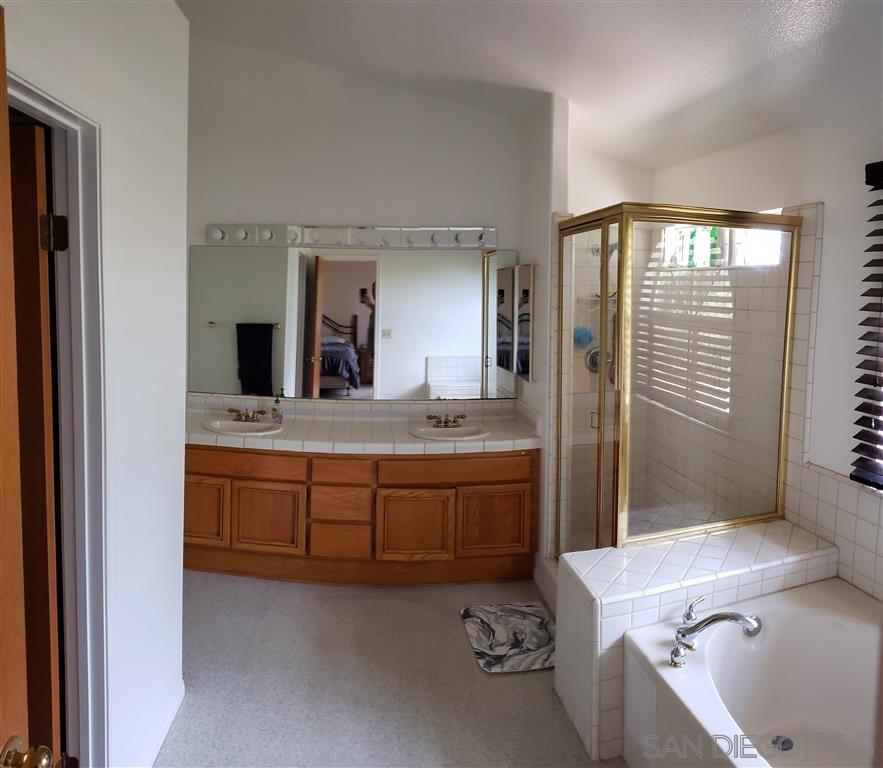 27239 Latigo Road Valley Center, CA 92082 - Photo 23 of 25 Gallery Image 23