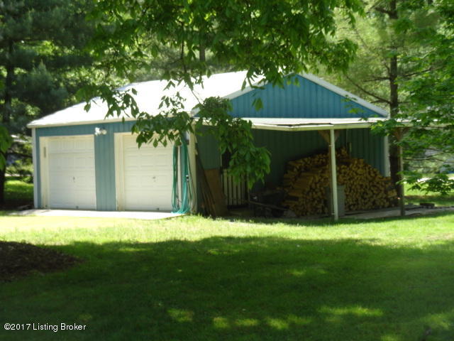 14506 Oldham Acres Road Prospect, KY 40059 - Photo 6 of 21 14506 OldhamAcres RdDSC00689 - Copy - Co