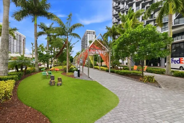 $3,500 | 5300 Paseo Boulevard, Unit 1803, Doral, FL 33166