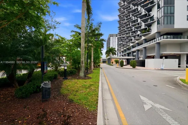 $3,500 | 5300 Paseo Boulevard, Unit 1803, Doral, FL 33166