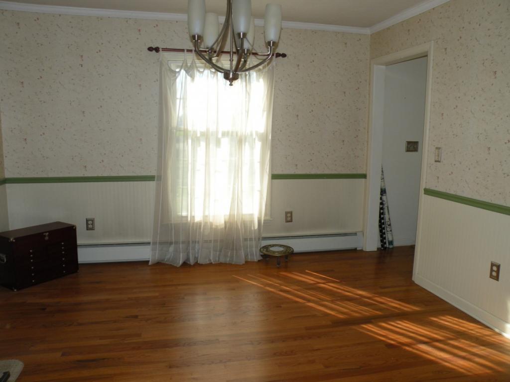 708 West Chenango Road Binghamton, NY 13905 - Photo 4 of 10 Gallery Image 4