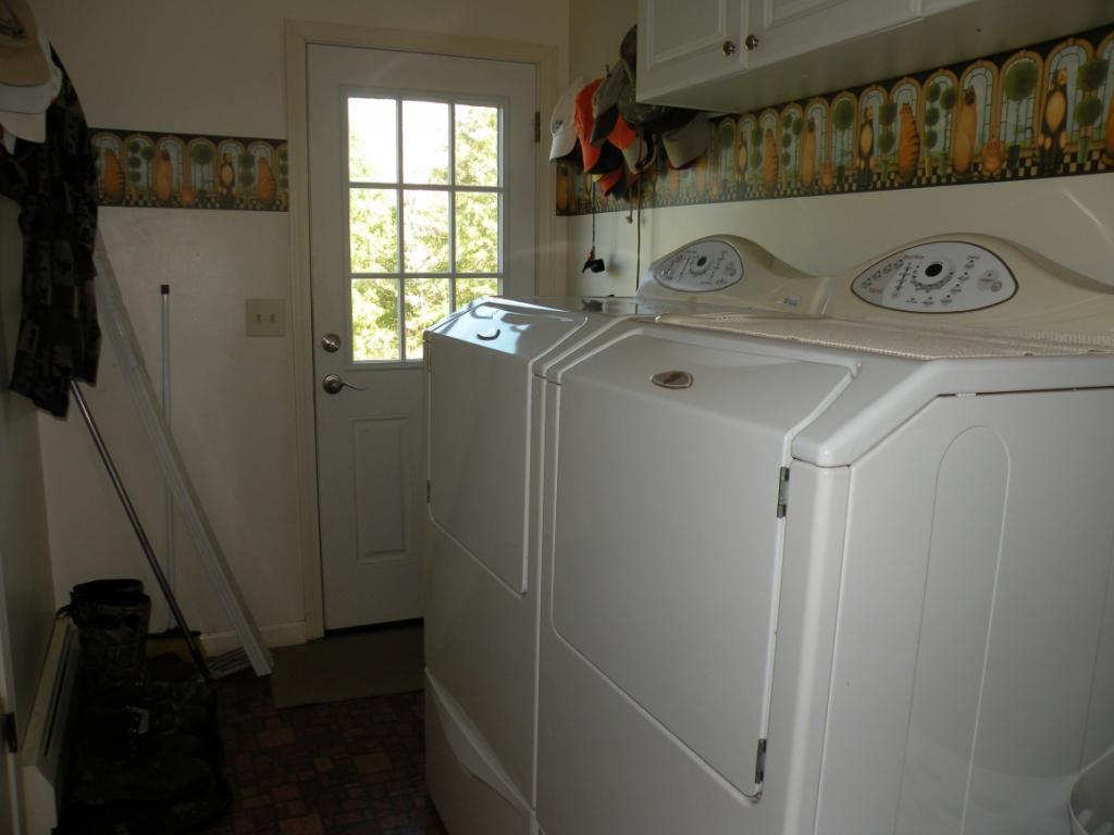 708 West Chenango Road Binghamton, NY 13905 - Photo 8 of 10 Gallery Image 8