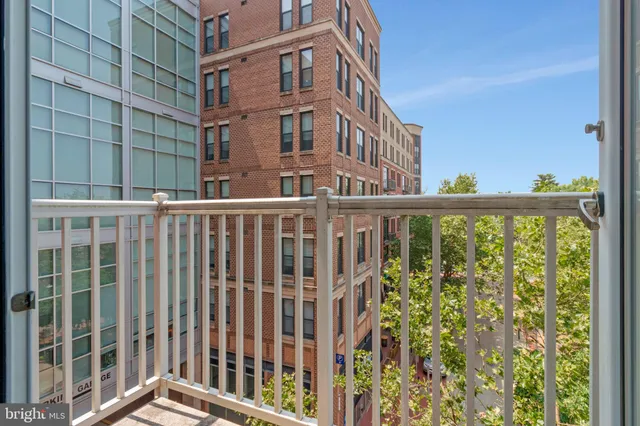 $619,900 | 444 West Broad Street, Unit 401, Falls Church, VA 22046