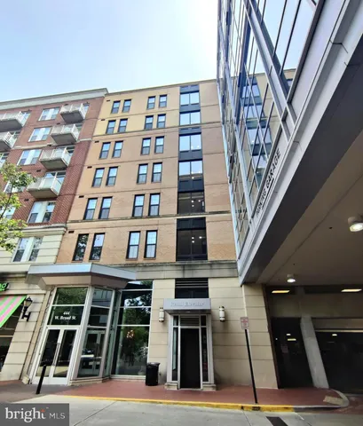 $619,900 | 444 West Broad Street, Unit 401, Falls Church, VA 22046