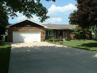 5106 West Dunbar Road Monroe, MI 48161 - Photo 1 of 6 767642.JPG