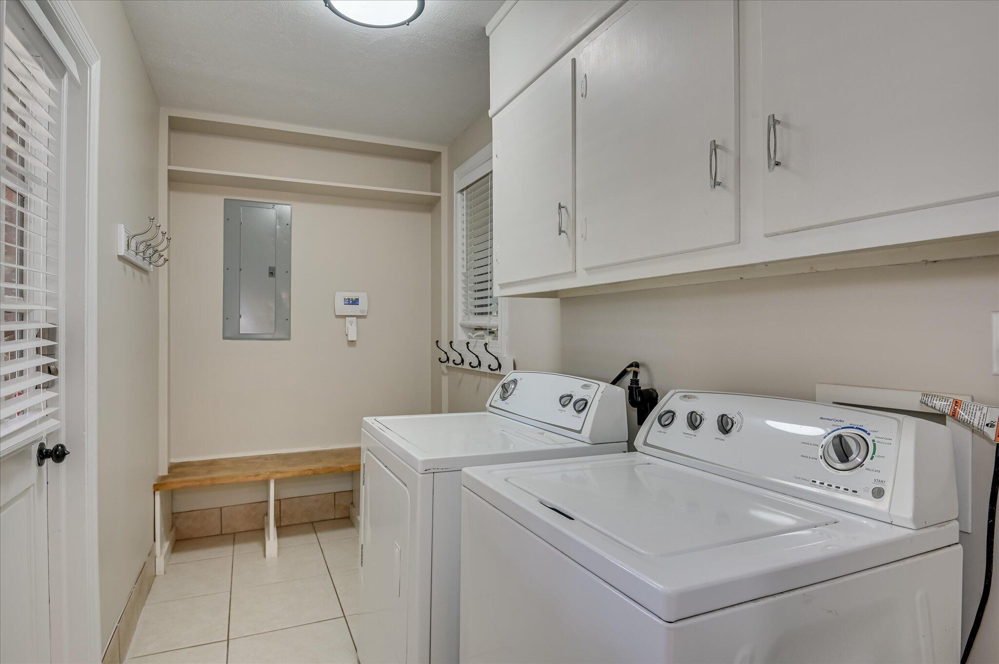 3122 Sussex Road Augusta, GA 30909 - Photo 25 of 33 Mud Room with Laundry