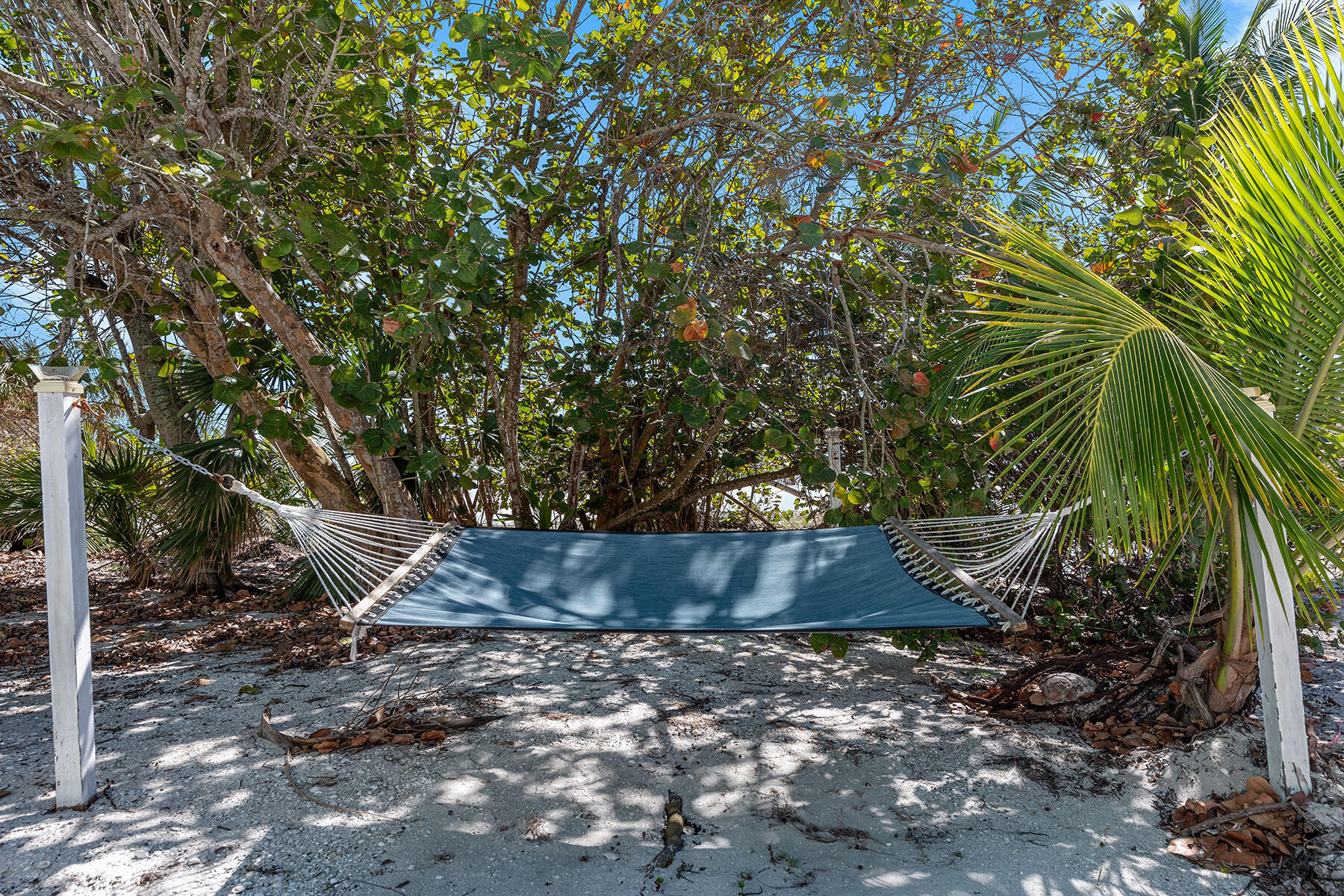 10455 Keewaydin Island Naples, FL 34113 - Photo 32 of 50 225029295p