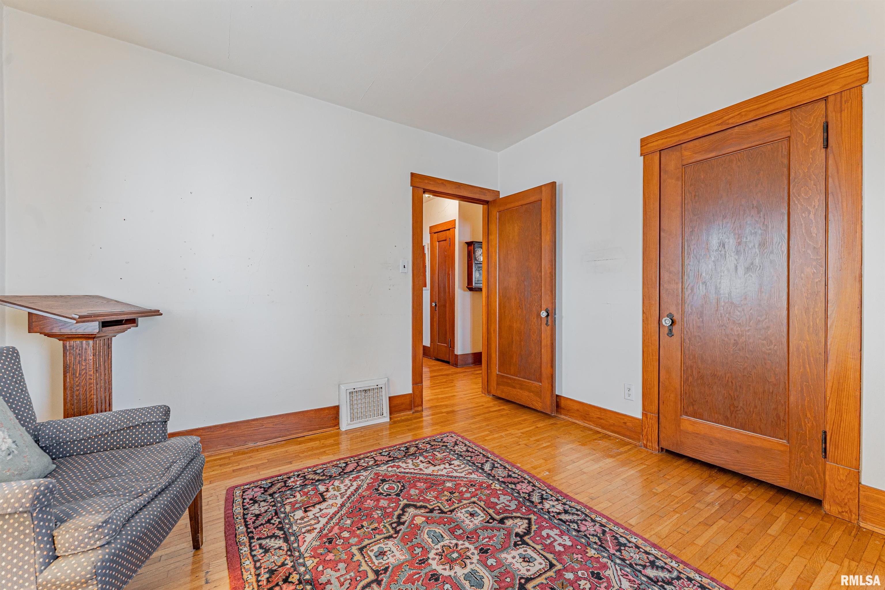 2125 700th Street Mount Pulaski, IL 62548 - Photo 18 of 48