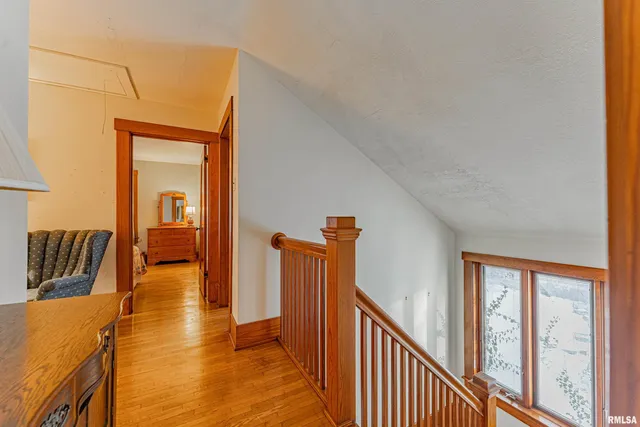 $299,000 | 2125 700th Street, Mount Pulaski, IL 62548