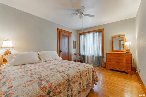 $305,000 | 2125 700th Street, Mount Pulaski, IL 62548