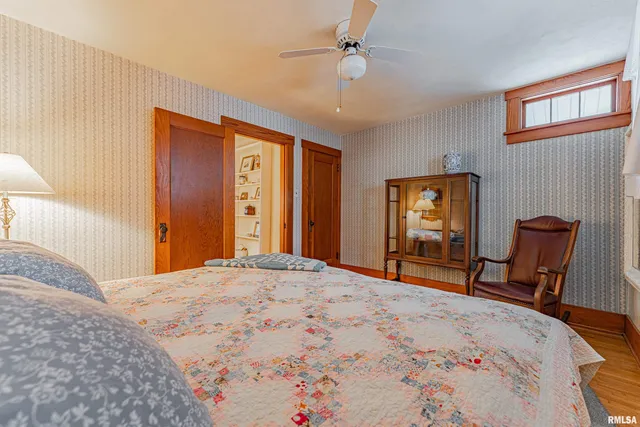 $299,000 | 2125 700th Street, Mount Pulaski, IL 62548