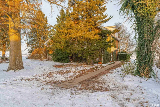 $299,000 | 2125 700th Street, Mount Pulaski, IL 62548