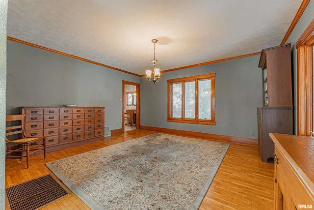 $299,000 | 2125 700th Street, Mount Pulaski, IL 62548