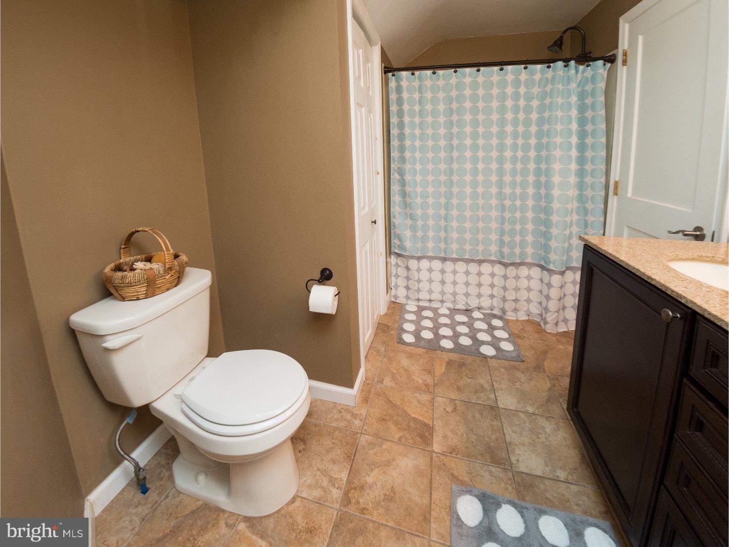 123 Cascade Road Springfield, PA 19064 - Photo 21 of 25 Bathroom
