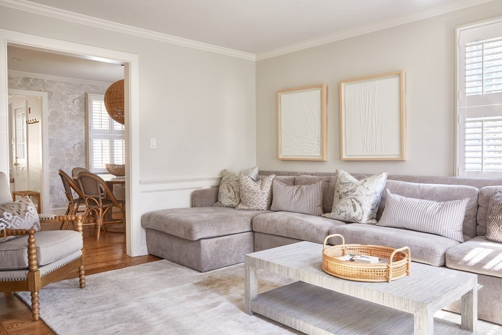 28 Pleasant Street Nantucket, MA 02554 - Photo 8 of 30