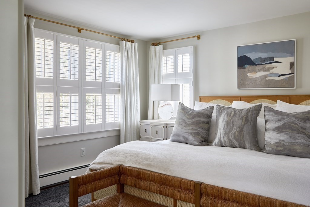 28 Pleasant Street Nantucket, MA 02554 - Photo 9 of 30