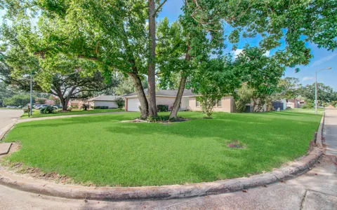 $214,900 | 7902 White Swan Drive, Humble, TX 77396