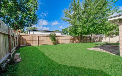 $214,900 | 7902 White Swan Drive, Humble, TX 77396