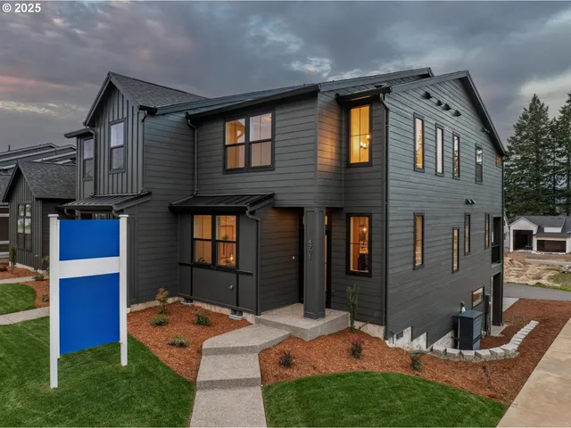 $686,000 | 4701 Northwest Camas Meadows Drive, Camas, WA 98607