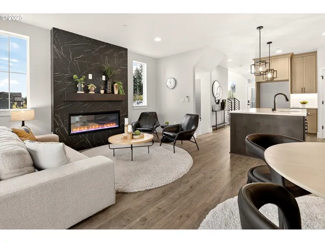 $686,000 | 4701 Northwest Camas Meadows Drive, Camas, WA 98607