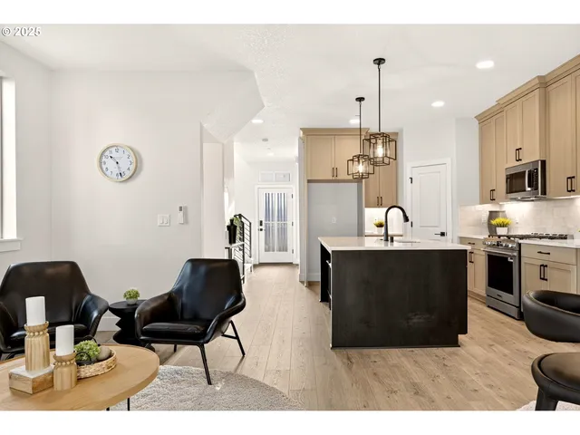 $686,000 | 4701 Northwest Camas Meadows Drive, Camas, WA 98607