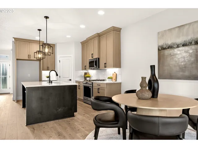 $686,000 | 4701 Northwest Camas Meadows Drive, Camas, WA 98607