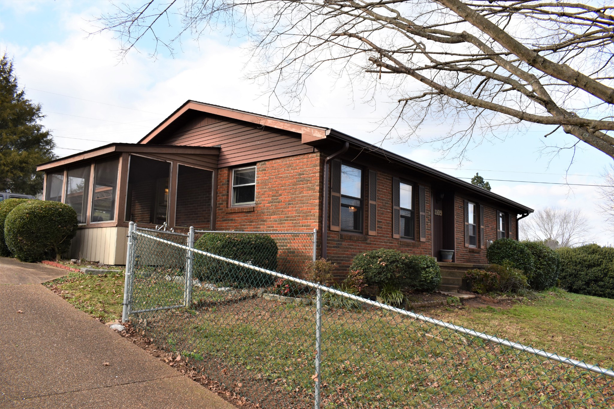1109 Ridgecrest Drive Dickson, TN 37055 - Photo 1 of 28 Gallery Image 1