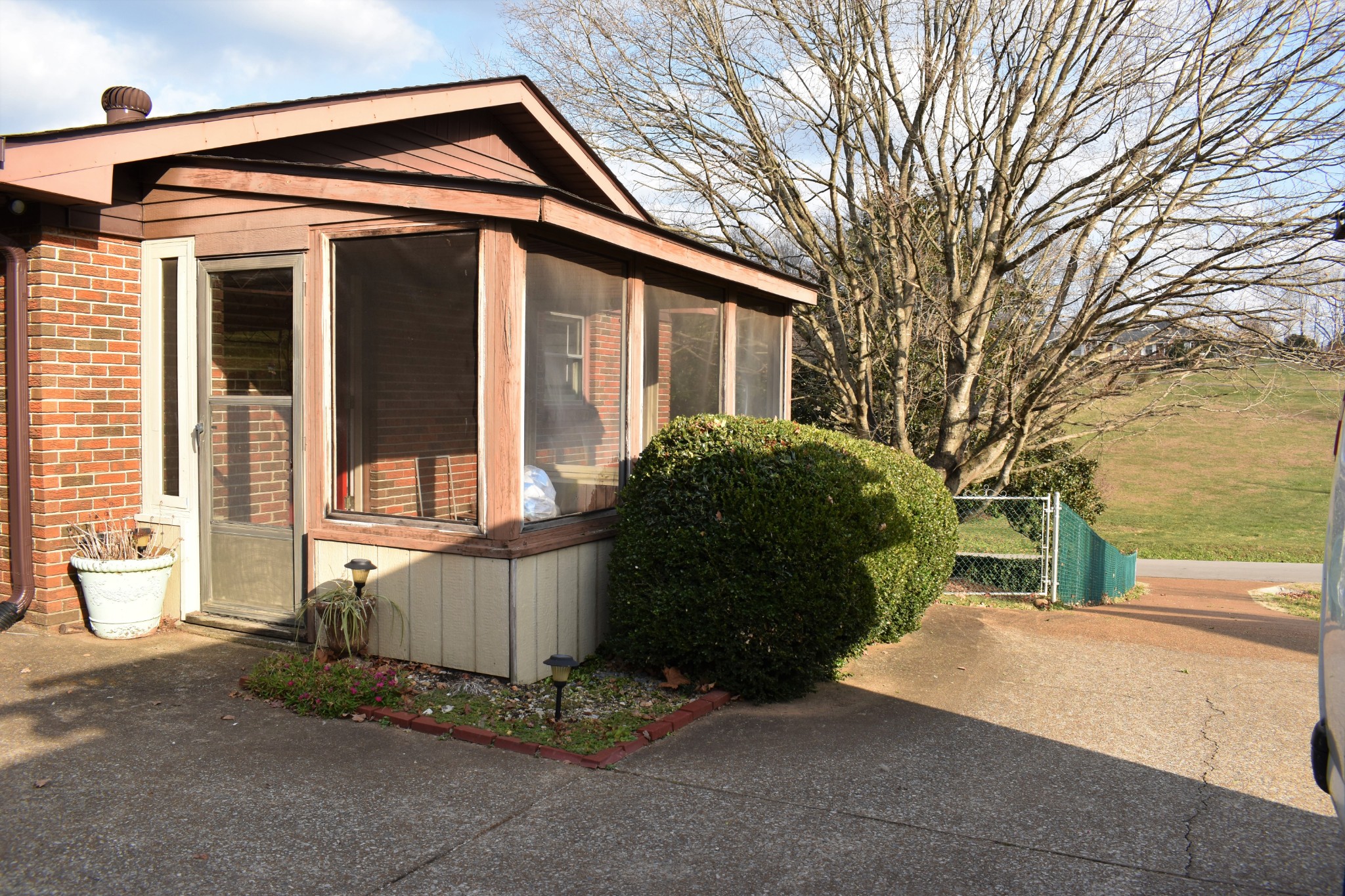 1109 Ridgecrest Drive Dickson, TN 37055 - Photo 8 of 28 Gallery Image 8