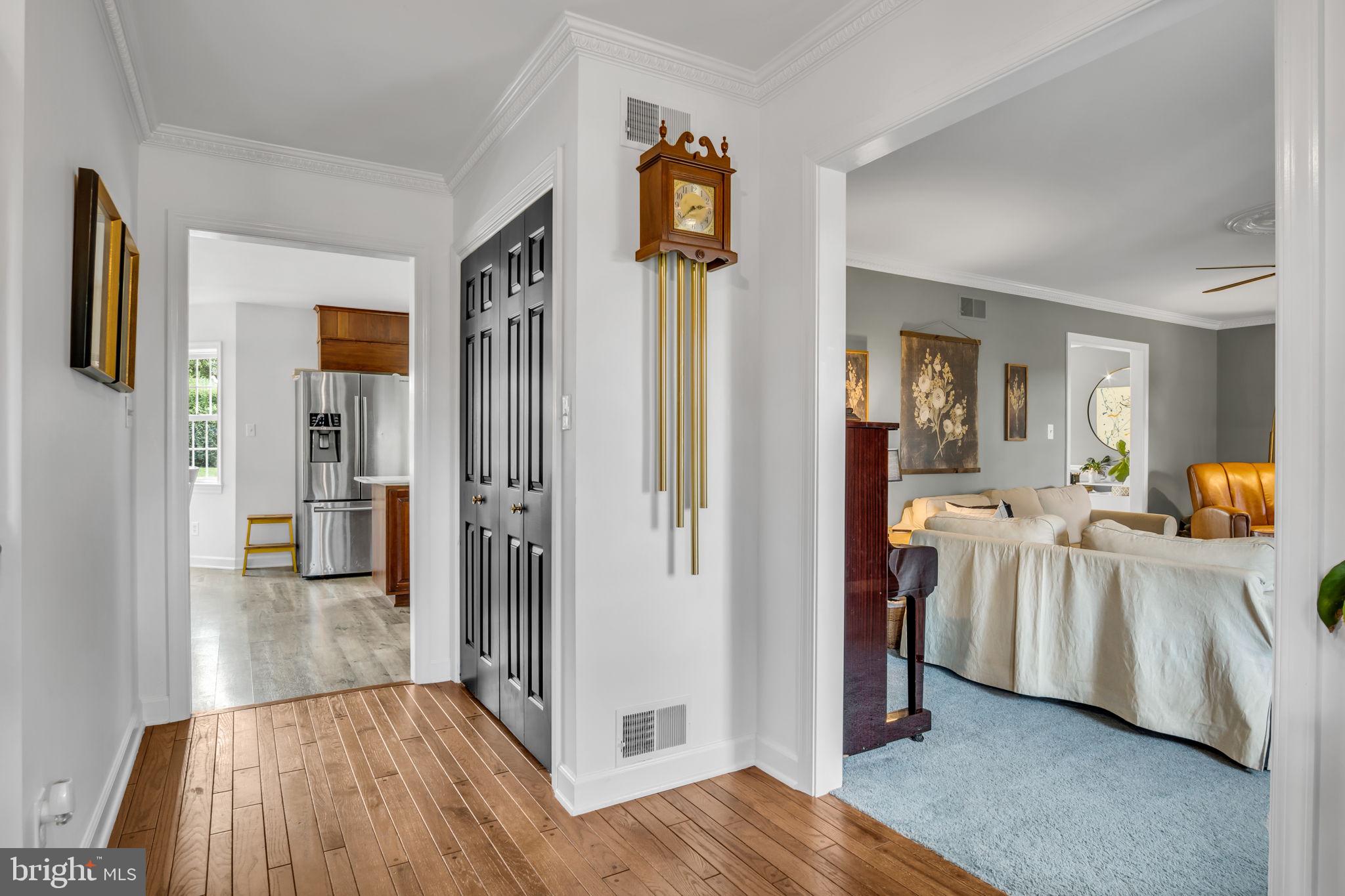 2242 Scotland Road Chambersburg, PA 17201 - Photo 6 of 63