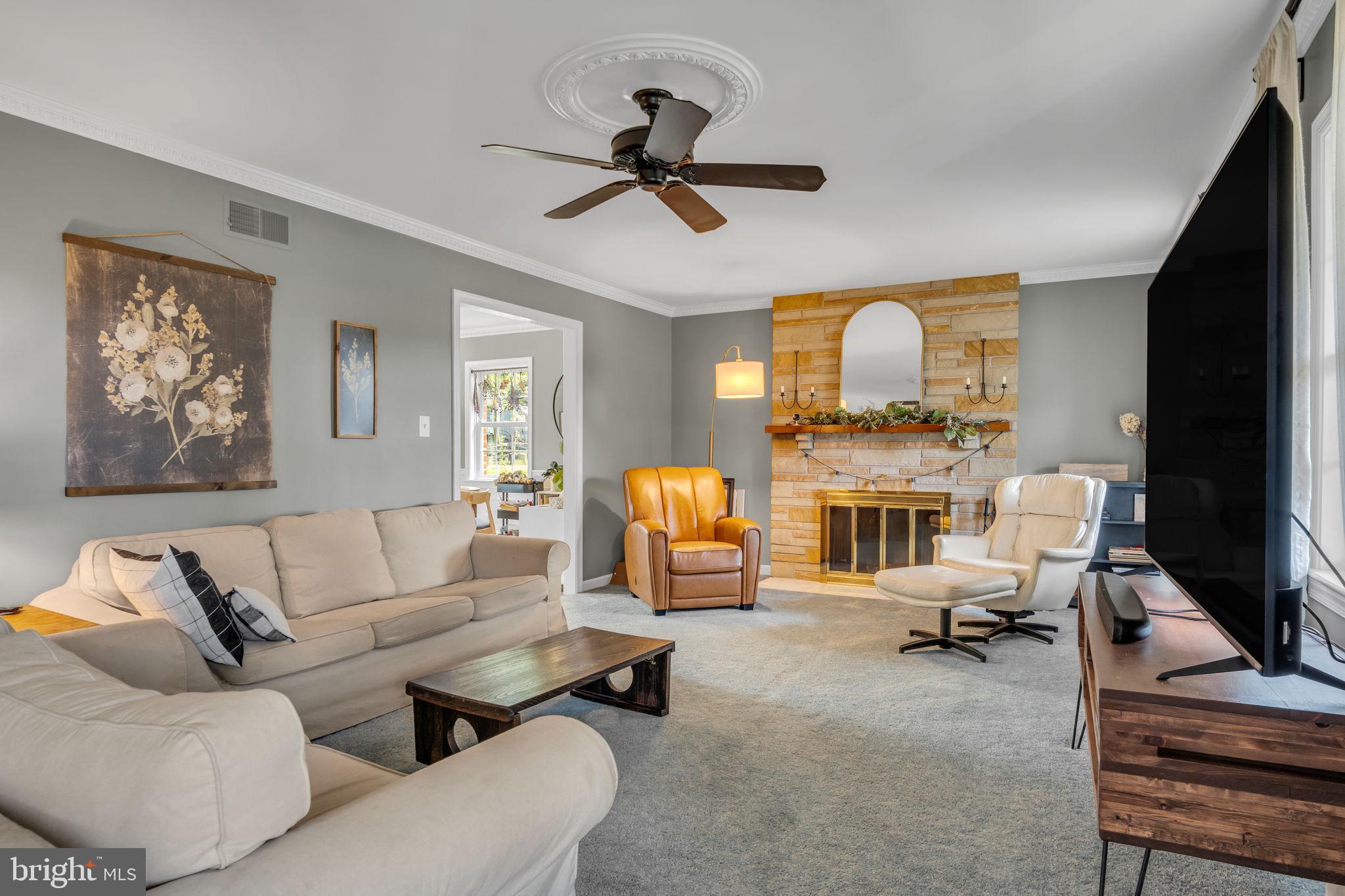 2242 Scotland Road Chambersburg, PA 17201 - Photo 7 of 63 a living room with furniture