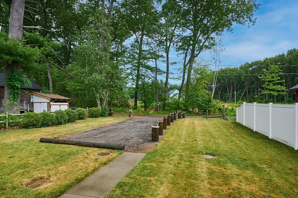 238 Dox Road Westfield, MA 01085 - Photo 28 of 31