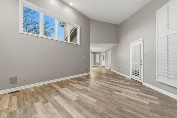 $299,900 | 3604 Robert Court, Hazel Crest, IL 60429