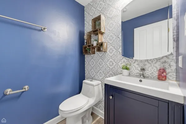 $299,900 | 3604 Robert Court, Hazel Crest, IL 60429