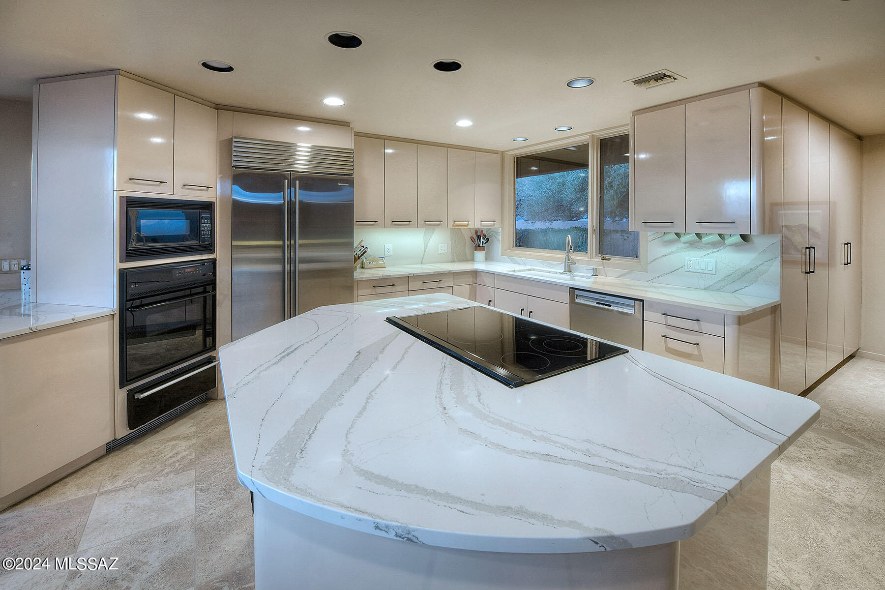 3480 East Finger Rock Road Tucson, AZ 85718 - Photo 6 of 39 Gallery Image 6