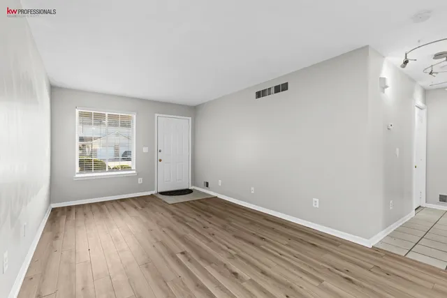 $179,000 | 23348 Redman Court, Trenton, MI 48183