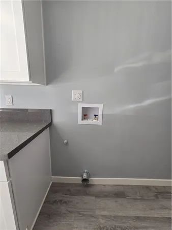 a view of utility room