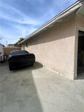 $1,895 | 317 Warren Lane, Unit 3/4, Inglewood, CA 90302