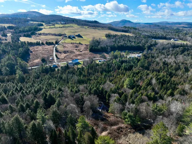 $250,000 | 663 Ferguson Road, Barnet, VT 05821